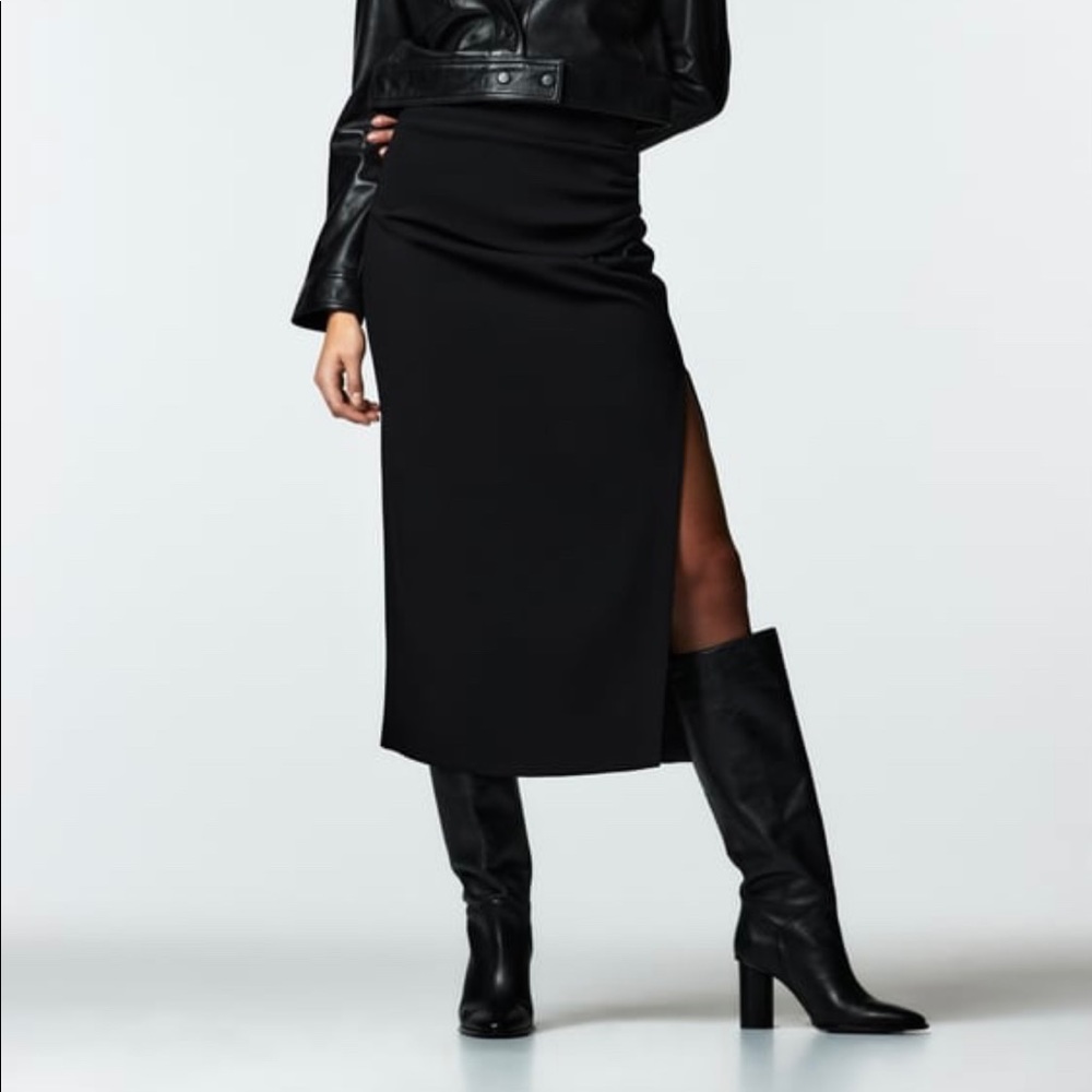 Zara Pencil skirt - Falda Tubo Drapeada